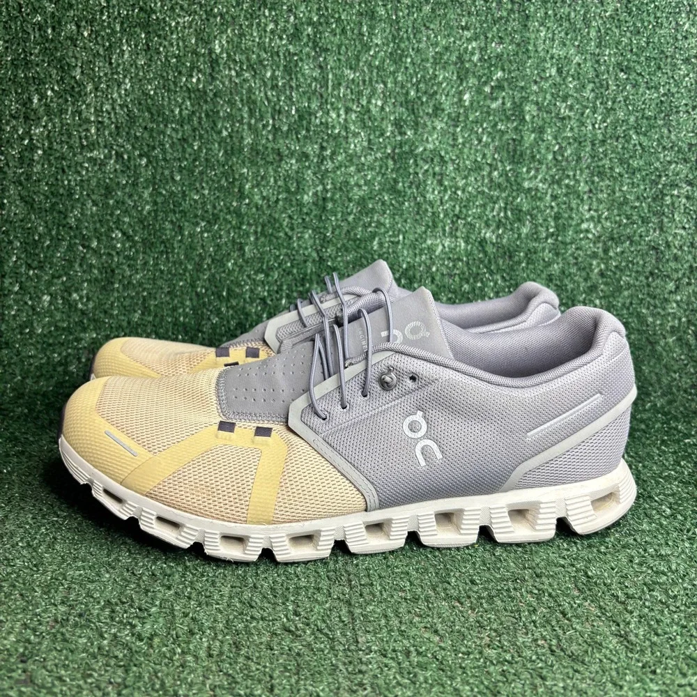 On Cloud 5 Lightweight Breathable Athletic Running Sneaker Fog Savannah Men 12.5